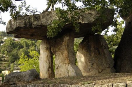 La Pierre de la Fée, dolmen à Draguignan